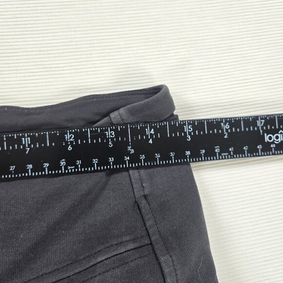 Lululemon Mid Rise Black Athletic Performance Stretch Leggings Women's Size 8 - Picture 2 of 9